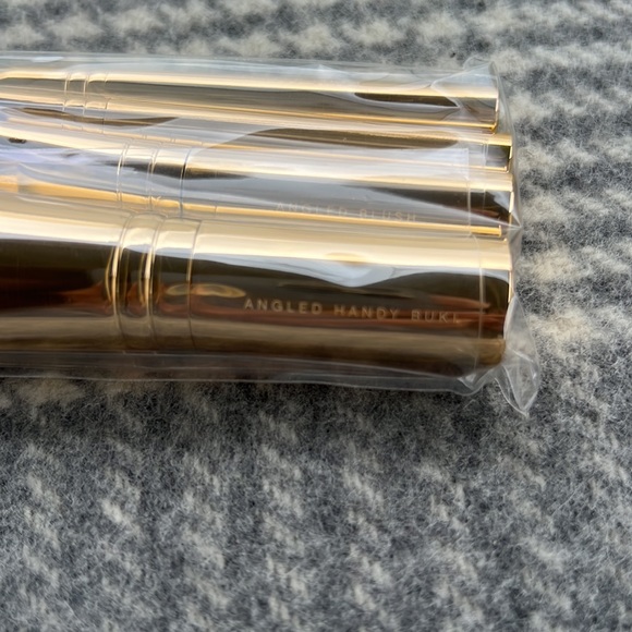 Bare minerals red make up brush kit ~ NWT bareMinerals - Picture 8 of 8